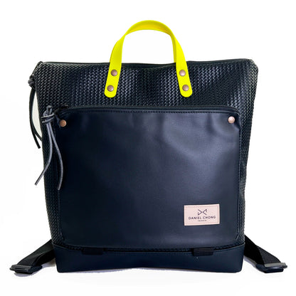 Mochila Book Holder Cuadrada Impermeable con bolsillo extra Daniel Chong - Negro