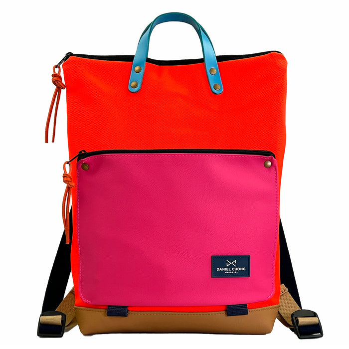 Mochila Book Holder Impermeable con bolsillo extra Daniel Chong - Rojo con bolsillo fucsia