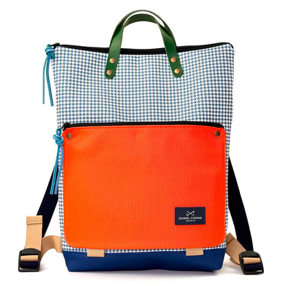 Mochila Book Holder Impermeable con bolsillo extra Daniel Chong - Pata de gallo con bolsillo naranja