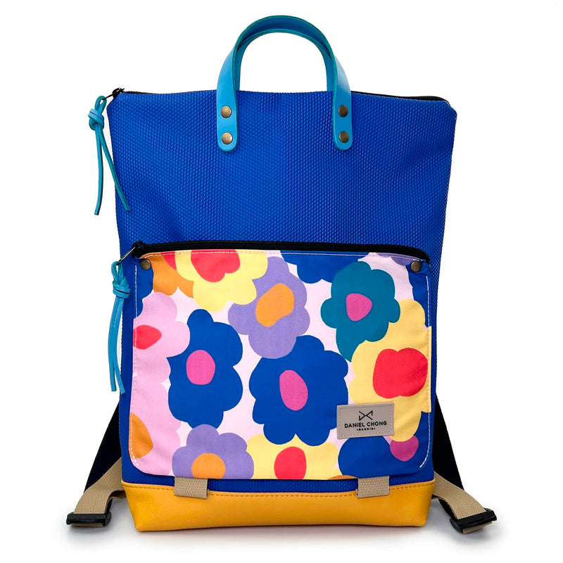 Mochila Book Holder Impermeable con bolsillo extra Daniel Chong - Azul con bolsillo flowers