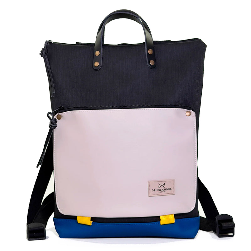 Mochila Book Holder Impermeable con bolsillo extra Daniel Chong - Negro con bolsillo beige