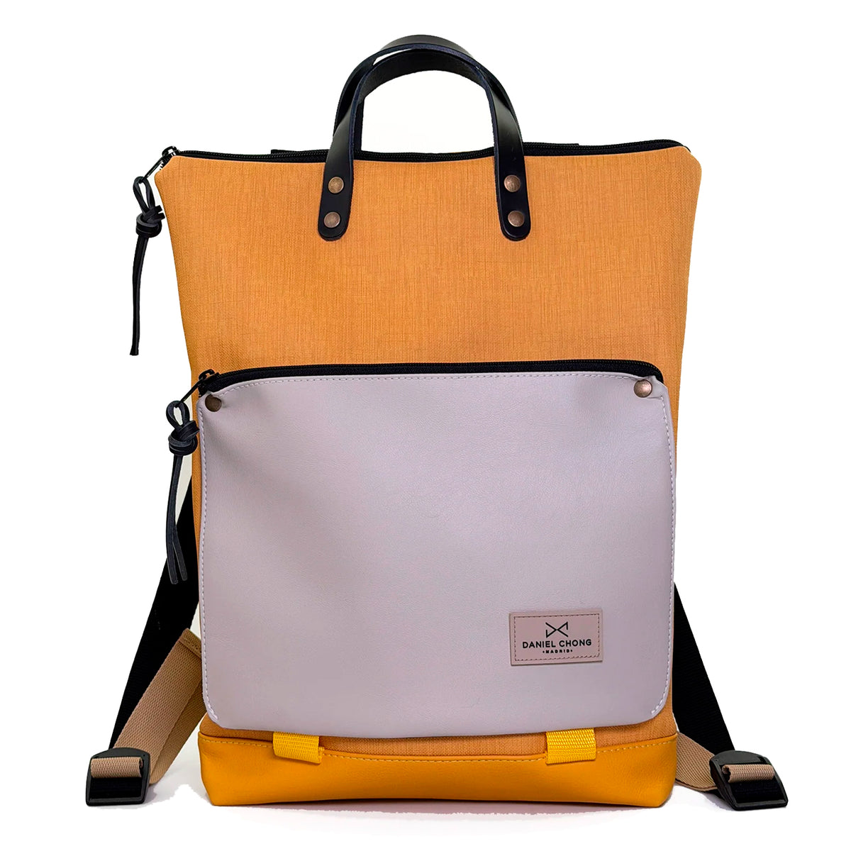 Mochila Book Holder Impermeable con bolsillo extra Daniel Chong - Mostaza con bolsillo beige