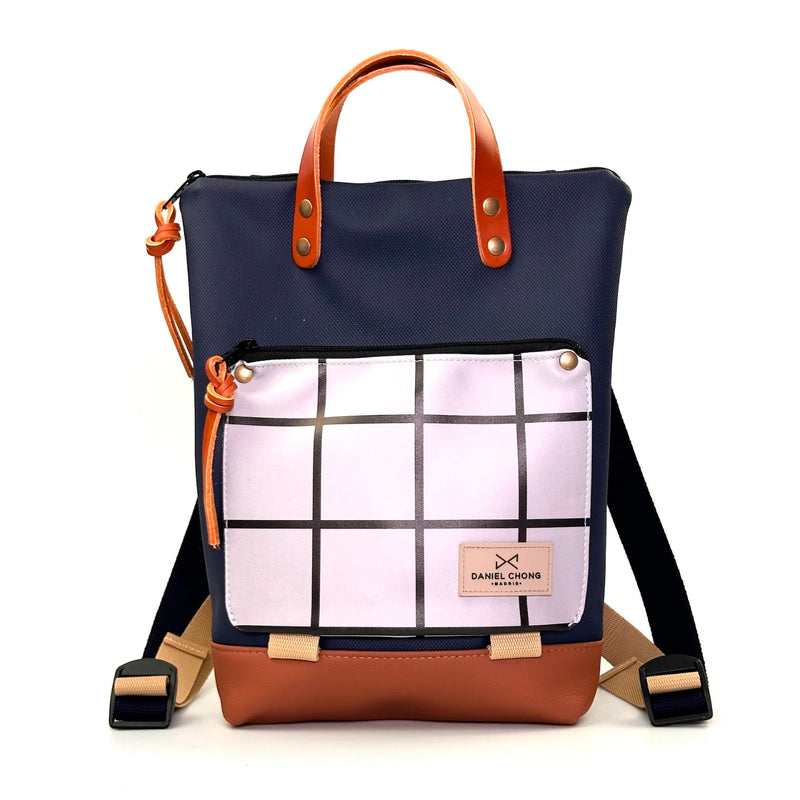 Mochila Mini Book Holder Impermeable con bolsillo extra Daniel Chong - Azul con bolsillo cuadriculado