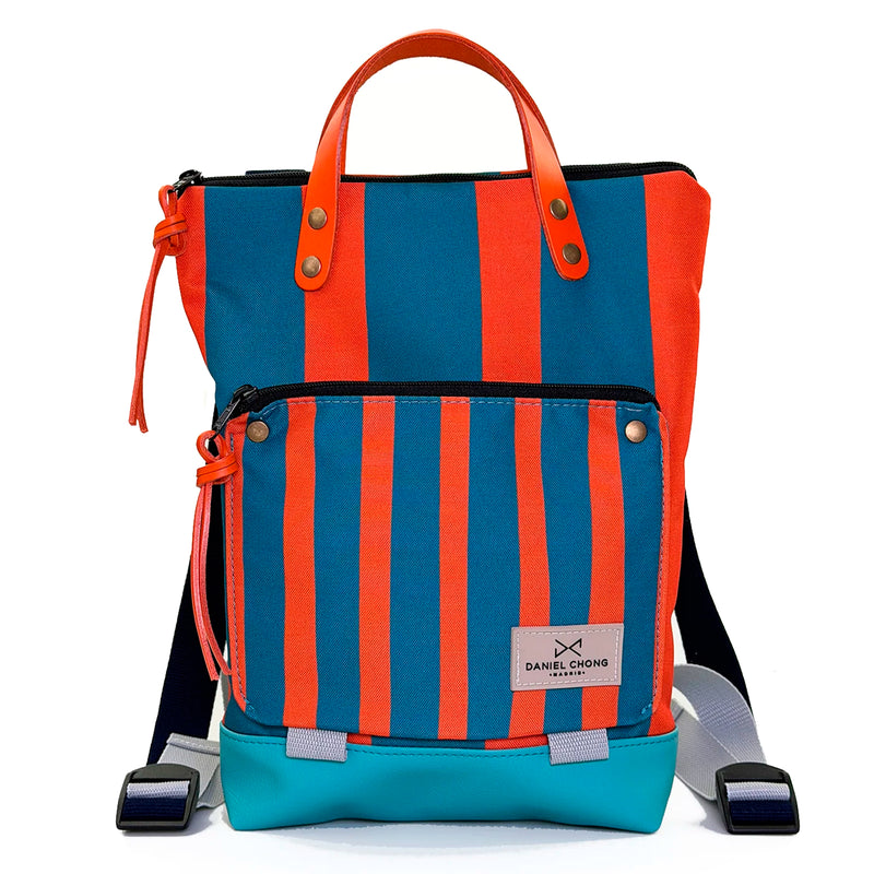 Mochila Mini Book Holder Impermeable con bolsillo extra Daniel Chong - Graphic Edition Rayas Spa/Naranja