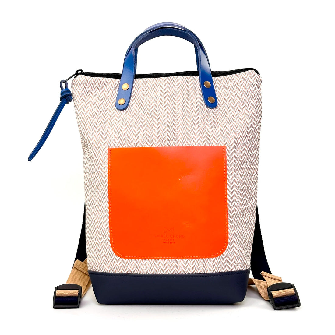 Mochila Mini Impermeable con bolsillo extra Daniel Chong - Espiga con bolsillo naranja
