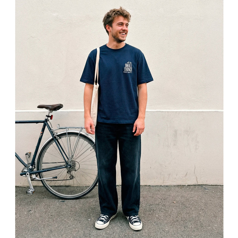 Camiseta Nostalgic Apparel - "All the Small Things"