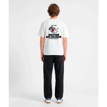 Camiseta Nostalgic Apparel - "Another Bad Decision"