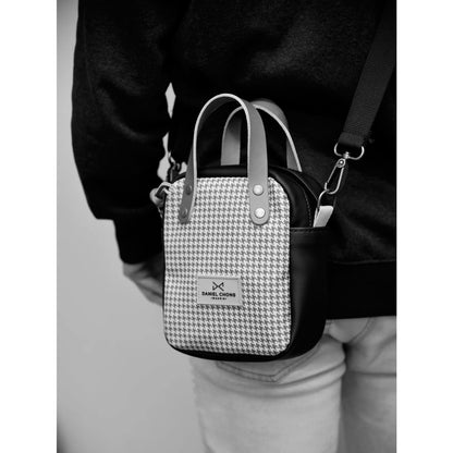 Bandolera Urban Box Mini con asas impermeable Daniel Chong - Abstract y negro