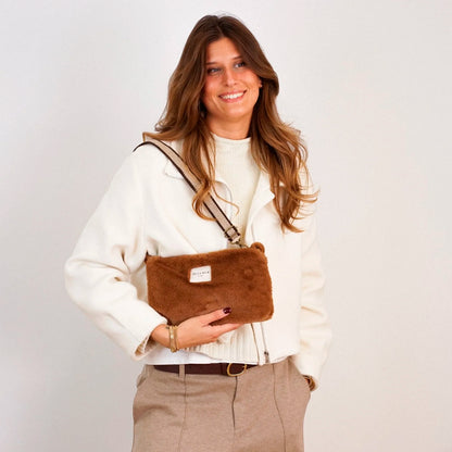 Bolso De La Mur - Clutch Pile