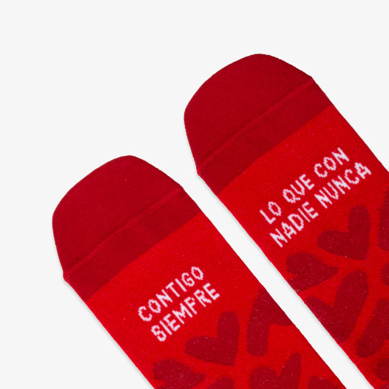 Calcetines UO - "Contigo siempre, lo que con nadie nunca" 💗