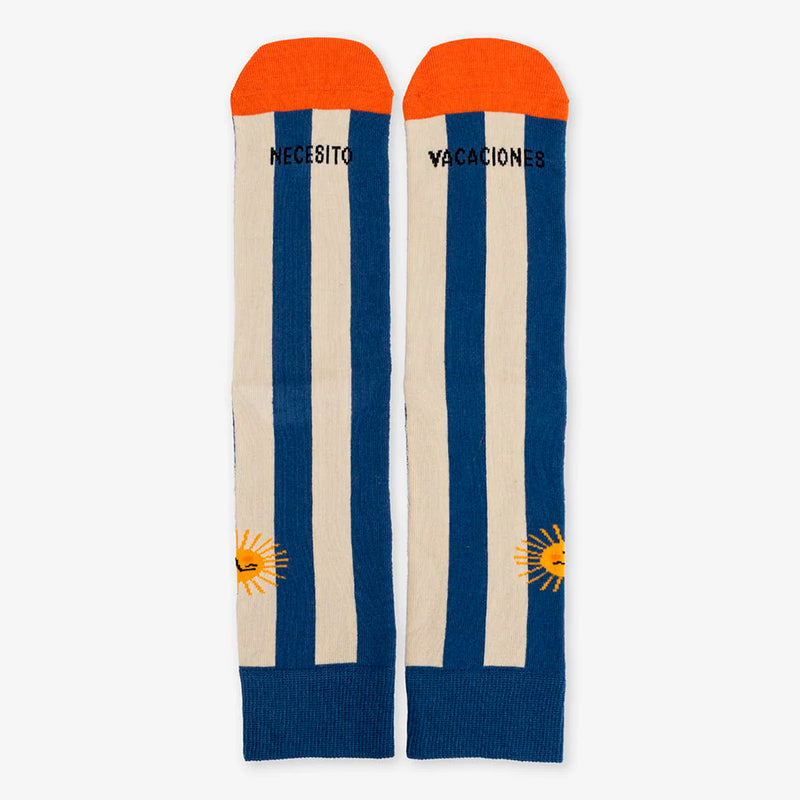 Calcetines UO - "Necesito Vacaciones" 🌞😎