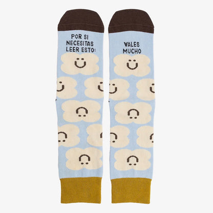 Calcetines UO - "Por si necesitas leer esto: vales mucho"