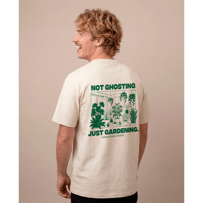Camiseta Catharsis - Not Ghosting, Just Gardening