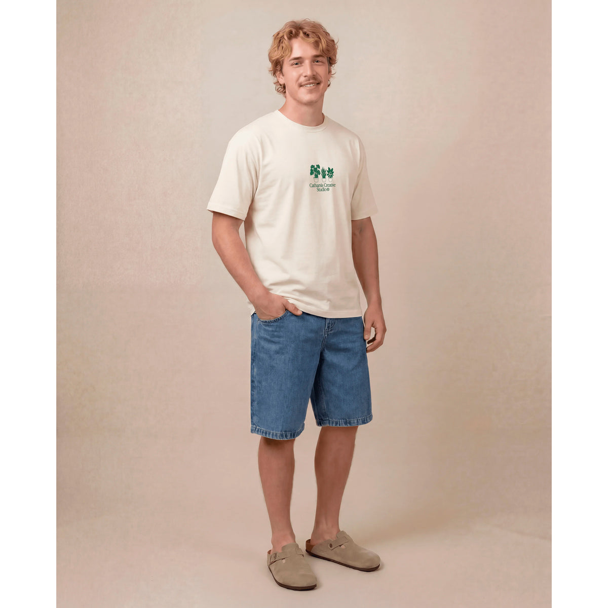 Camiseta Catharsis - Not Ghosting, Just Gardening