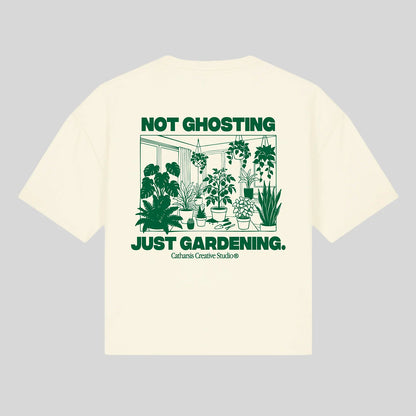 Camiseta Catharsis - Not Ghosting, Just Gardening Cropped