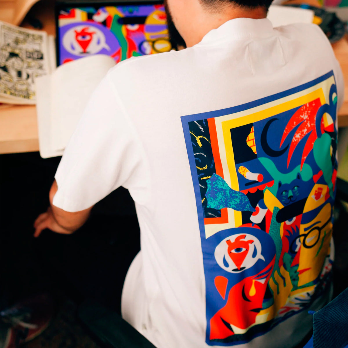 Camiseta Laser Barcelona - Rawal Artist Series X Akacorleone The Heartbreak White