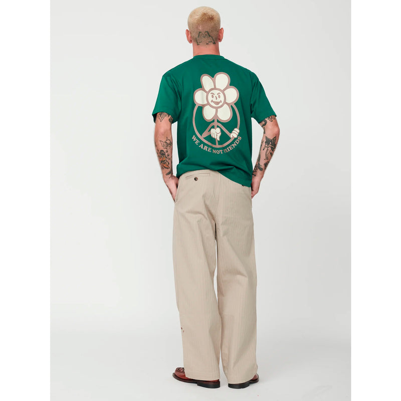 Camiseta We Are Not Friends - Daisy Greenland