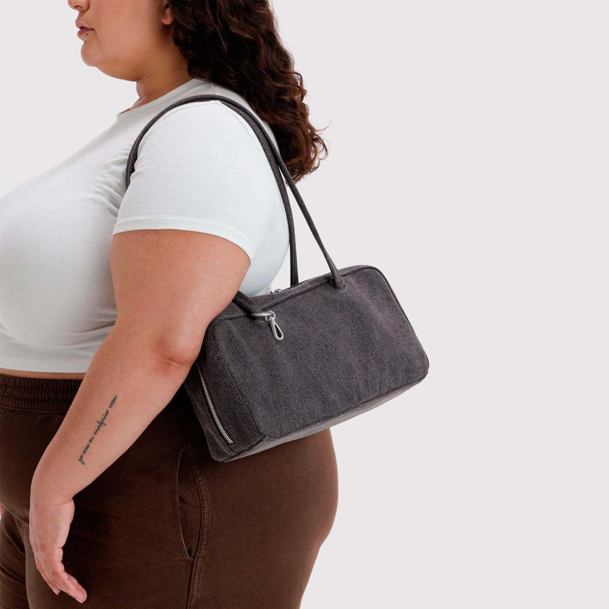 Bolso Bowler Baggu - Washed Black Denim