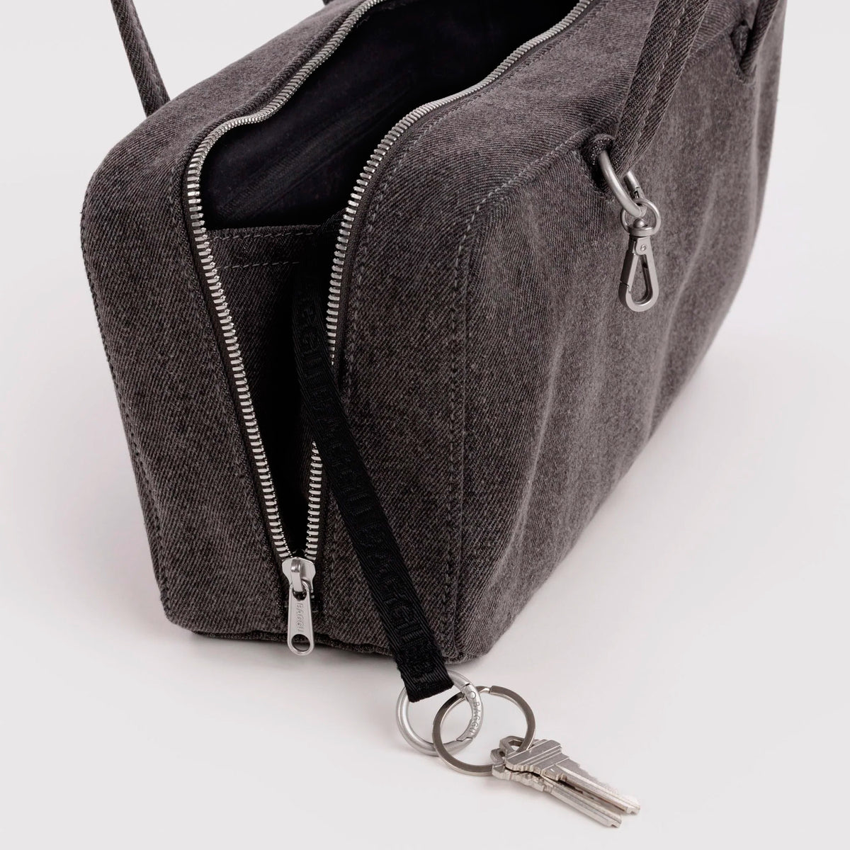 Bolso Bowler Baggu - Washed Black Denim