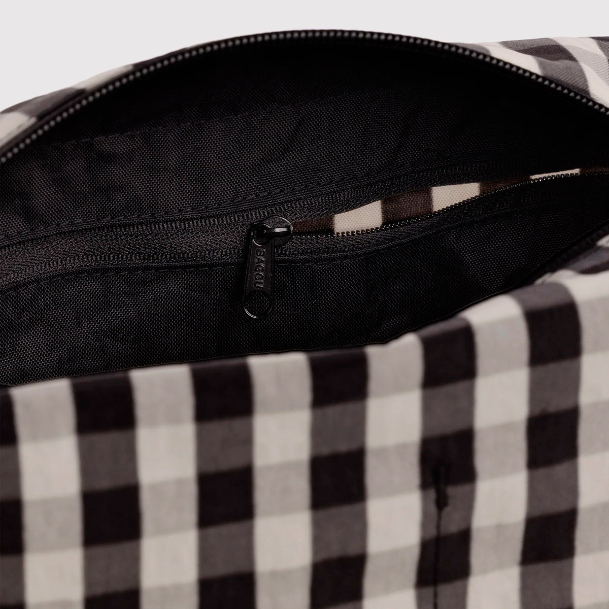 Neceser Baggu - Black and Cream Gingham