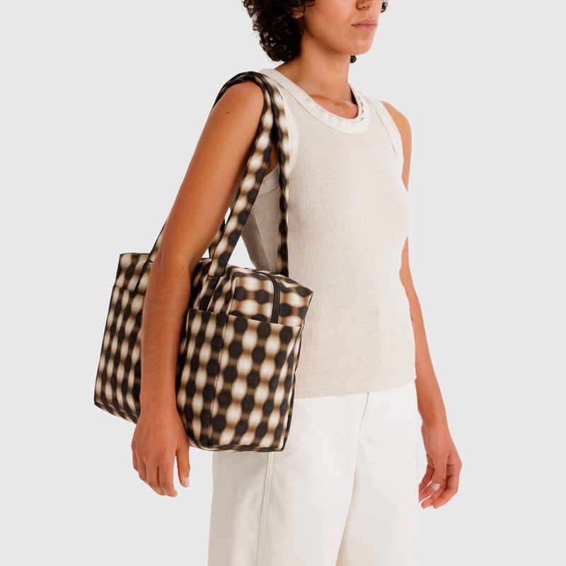 Bolso Nube Everyday Baggu - Blurred Gingham Brown