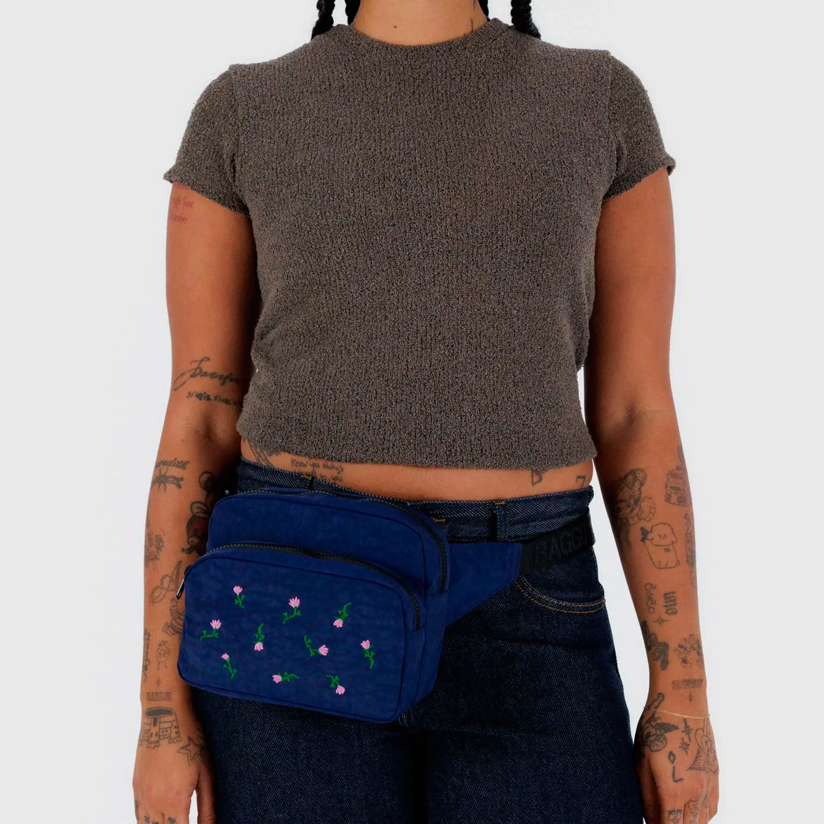 Riñonera Baggu - Embroidered Wildflower