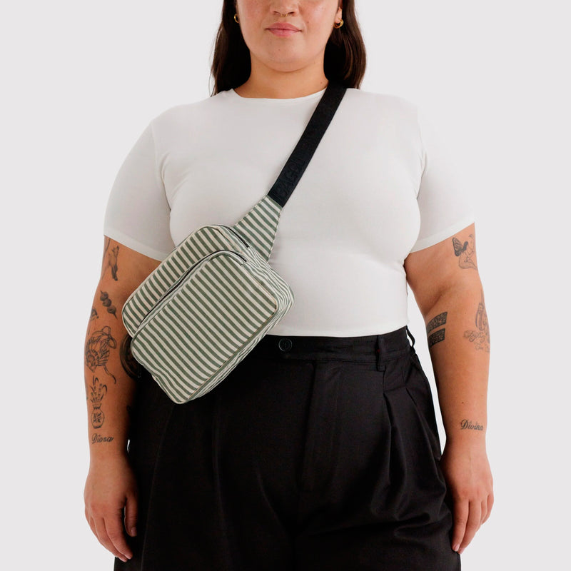Riñonera Baggu - Sage Stripe