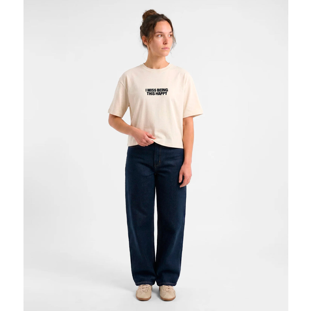 Camiseta Nostalgic Apparel - "I miss being this happy" Cropped 🍦
