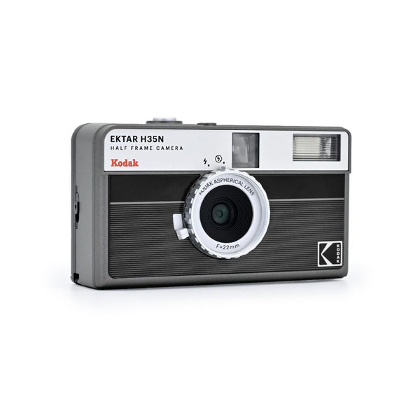 Pack - Cámara medio formato Kodak Ektar H35N Negra + Kodak Ultramax 24Exp.
