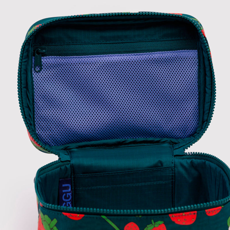 Neceser Baggu - Strawberry Blossom 🍓