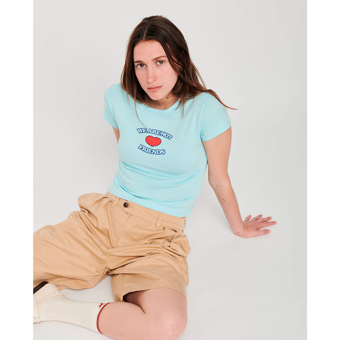 Camiseta Crop We Are Not Friends - Love Baby