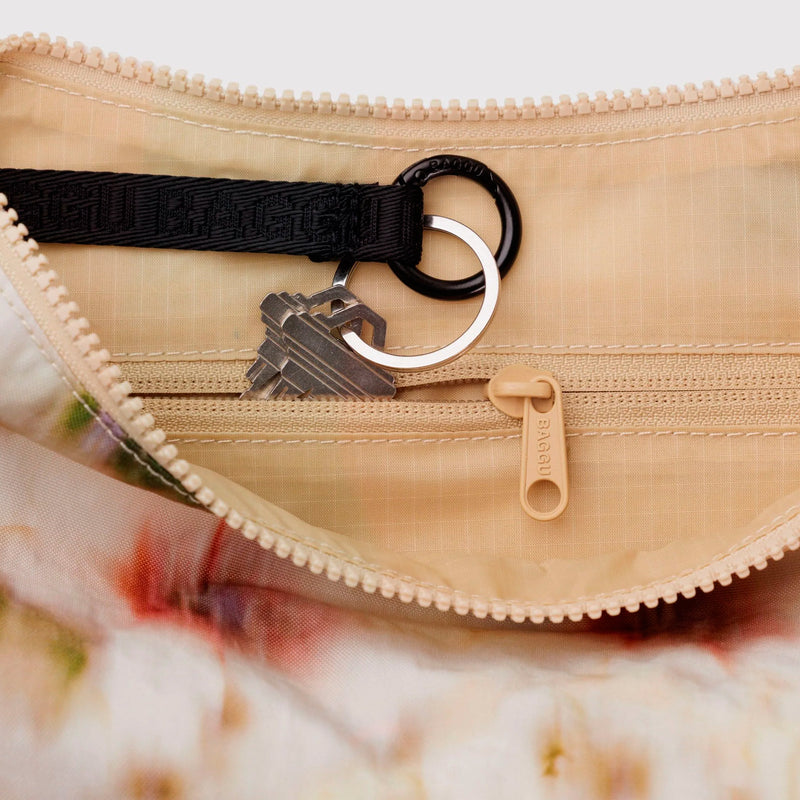 Bolso media luna Baggu - Abstract Floral