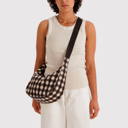 Bolso media luna Baggu - Blurred Gingham Brown