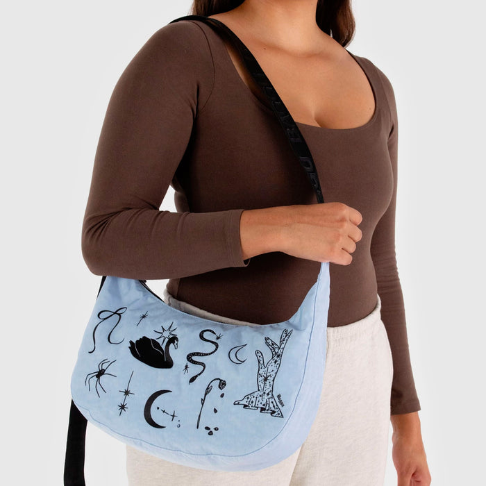 Bolso media luna Baggu - Embroidered Ballet Icons