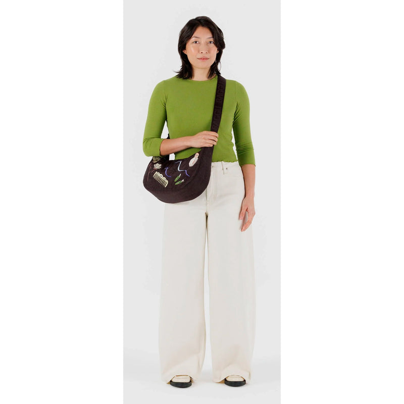 Bolso media luna Baggu - Embroidered Get Ready With Me