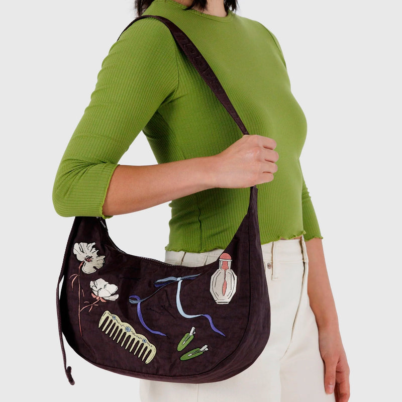 Bolso media luna Baggu - Embroidered Get Ready With Me