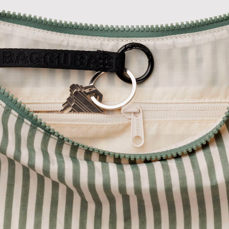 Bolso media luna Baggu - Sage Stripe