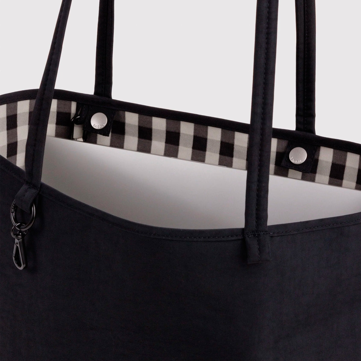 Bolso Tote Reversible Mediano Baggu - Black Mix