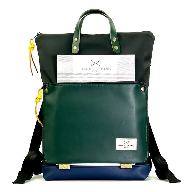 Mochila Book Holder Impermeable con bolsillo extra Daniel Chong - Negra con bolsillo verde