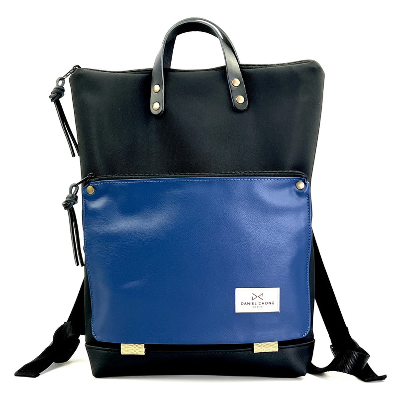 Mochila Book Holder Impermeable con bolsillo extra Daniel Chong - Negra con bolsillo azul