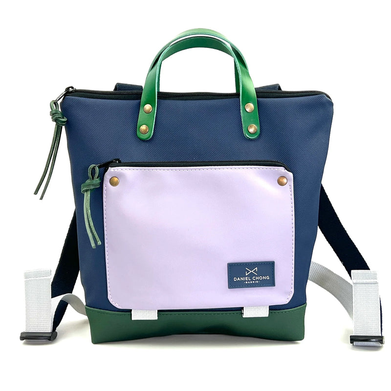 Mochila Mini Book Holder Cuadrada Impermeable con bolsillo extra Daniel Chong - Azul con bolsillo lila