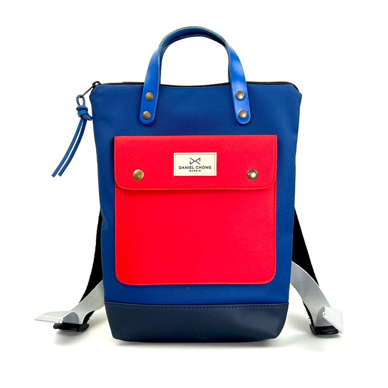 Mochila Mini Solapa con bolsillo extra Daniel Chong - Azul con bolsillo rojo