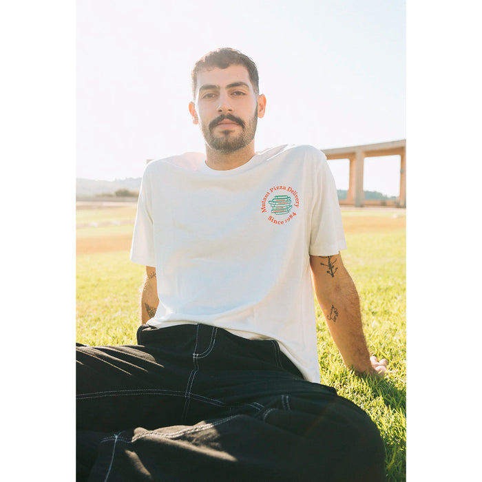 Camiseta Nostalgic Apparel - "Mutant Pizza Delivery" 🐢