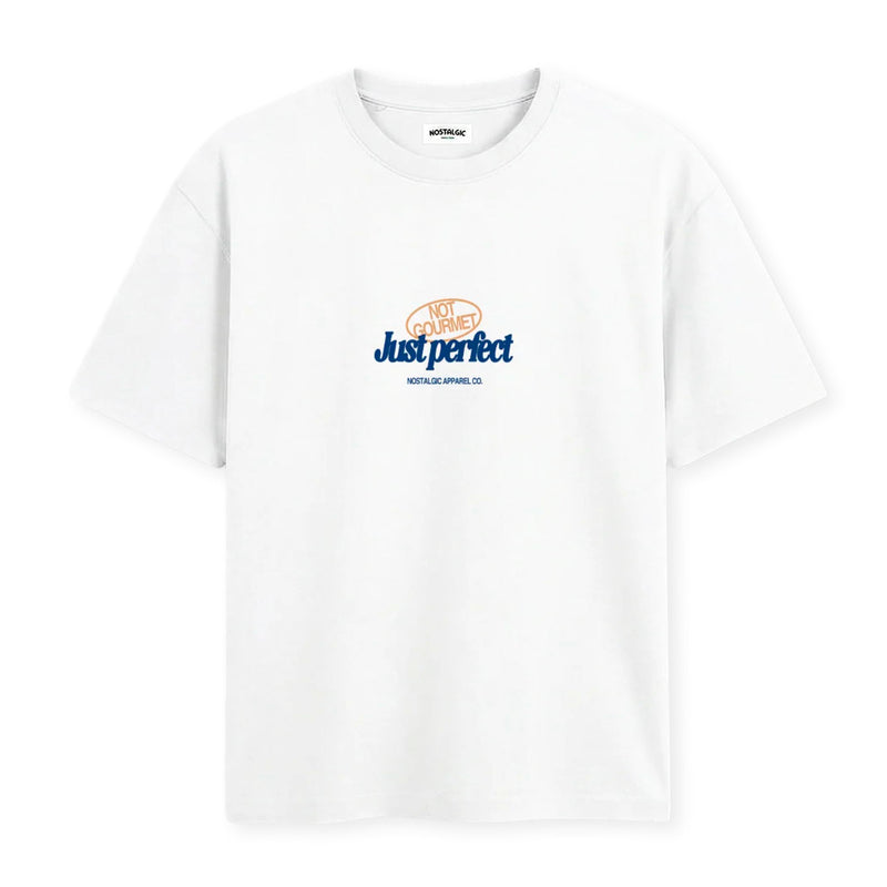 Camiseta Nostalgic Apparel - "Not Gourmet, Just Perfect" 🍫🥖