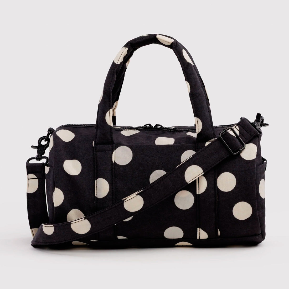 Bolso Duffle Baggu - Black and Cream Polka Dot