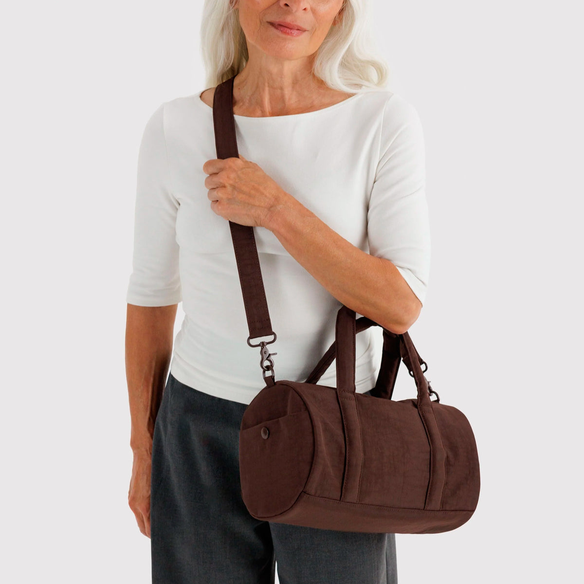 Bolso Duffle Baggu - Coffee