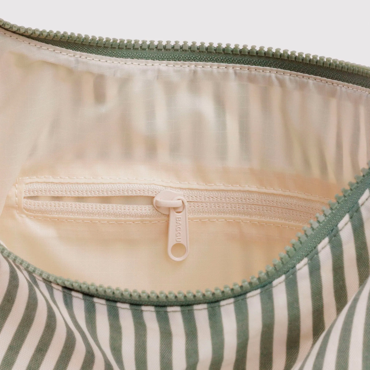 Bolso Baggu - Sage Stripe
