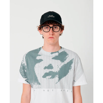 Camiseta We Are Not Friends - Offline Beauty