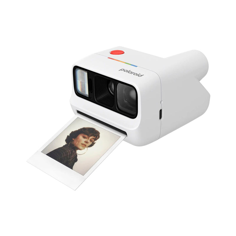 Cámara - Polaroid Go White (Generación 3) + Película Polaroid Go