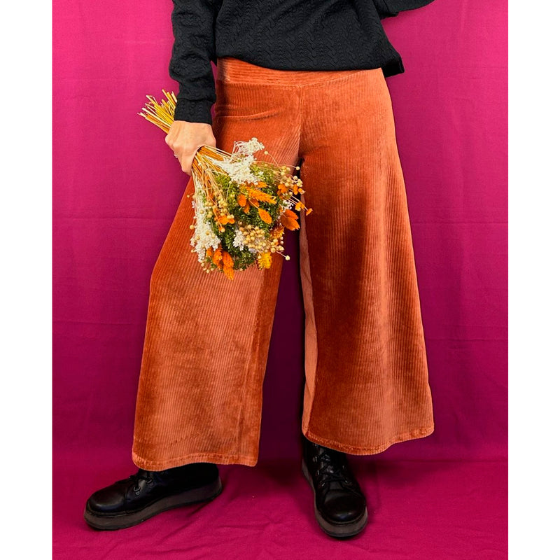 Pantalón La Compiano - Trama Pana Calabaza